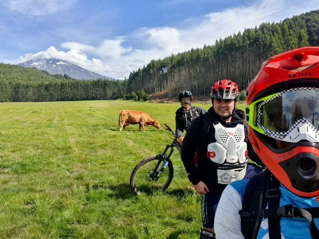 paseos en bicicleta pucon chile por el volcan villarrica