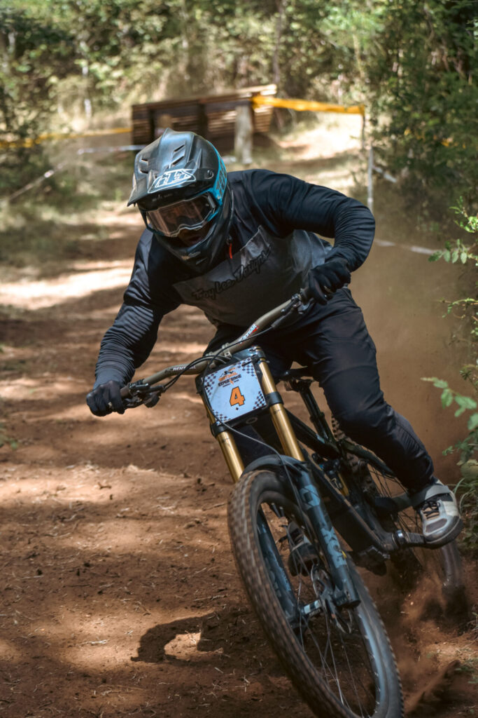 vive adrenalina en Pucón en este Vertical Experience Downhill Pucón 2026